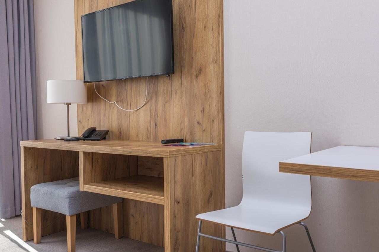 Aparthotel Apartamenty Czarna Gora 239 Sienna  Ngoại thất bức ảnh